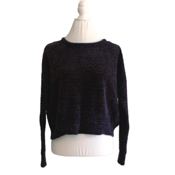 Poof Apparel Sweater Cropped Charcoal Gray Chenille Drop Shoulder Top Large NEW - Picture 12 of 12